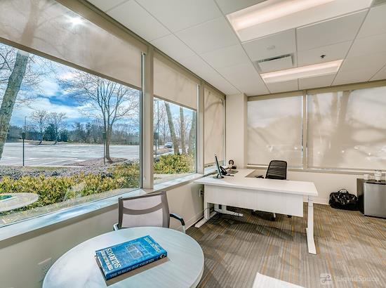 Working at Office Evolution - Johns Creek - Duluth at Duluth