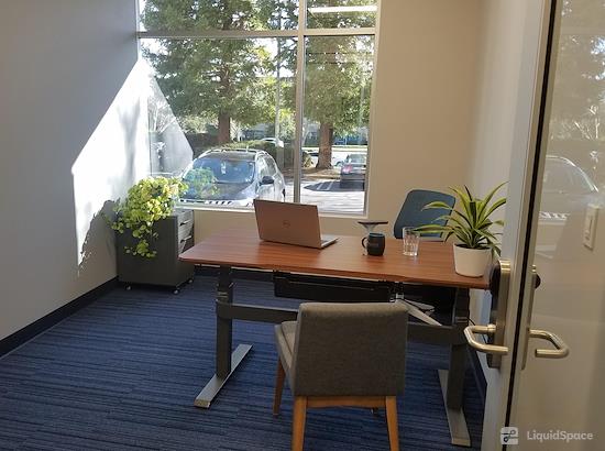 Working at Pacific Workplaces - Roseville at Roseville