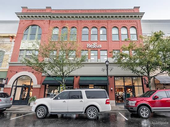 Working at Regus | Market Street at The Woodlands