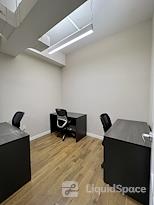 Select Office Suites - 90 Broad St.