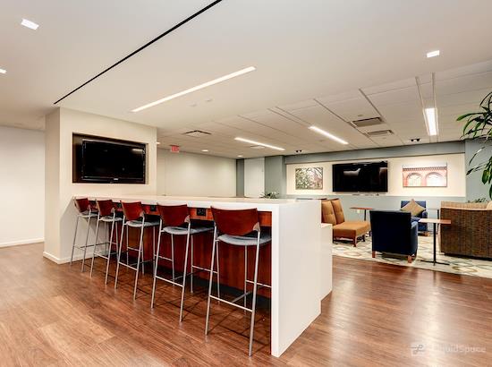 Working at Carr Workplaces - Penn Ave. at Washington