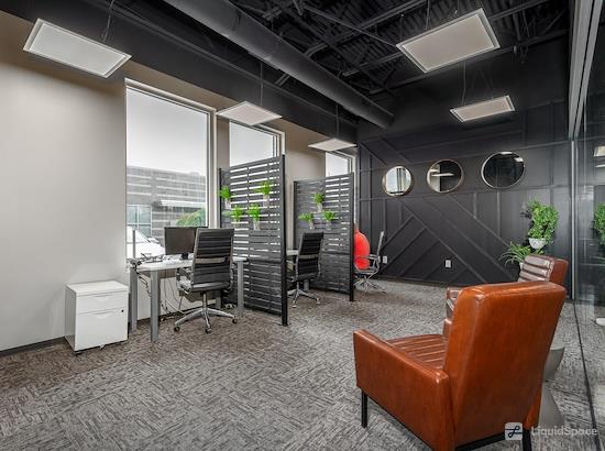 Working at Lucid Private Offices | Southlake Town Square at Southlake