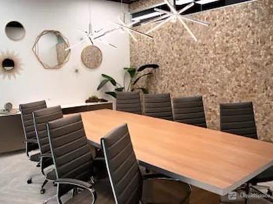 Working at Lucid Private Offices | Southlake Town Square at Southlake