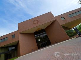 Regus | Carnegie Center