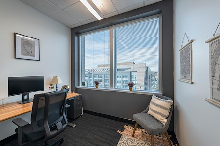 Venture X | Arlington - Courthouse Metro - Exterior 1 Person Office