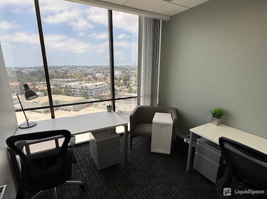 Working at Regus | 8383 Wilshire Boulevard at Los Angeles