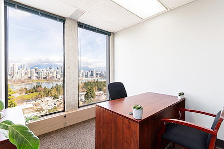 MPS Executive Suites - Private Office with Downtown View