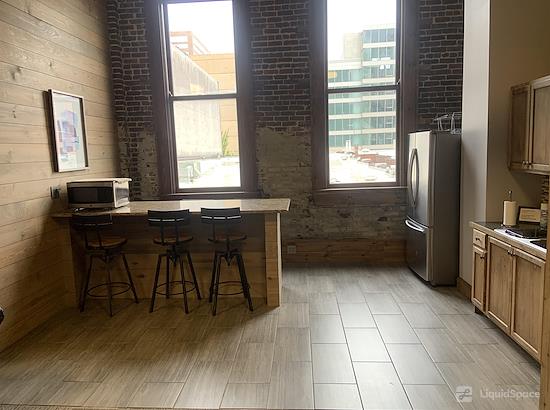 Working at ExecuSuites at Birmingham