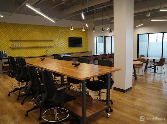 Working at Venture X | Columbia East at Columbia