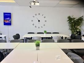 Office for meeting/production near Sony Studios