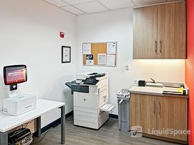 Regus | FL, Lake Mary - Lake Mary
