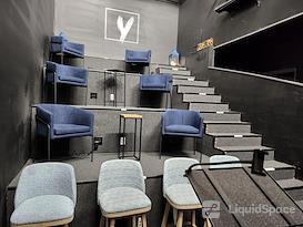 YoShow Place