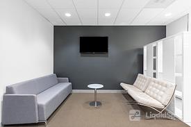 Regus || CA, Burbank - Burbank Business District