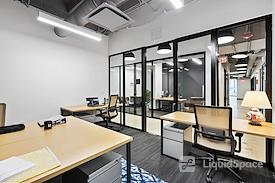 Venture X | Downtown Orlando