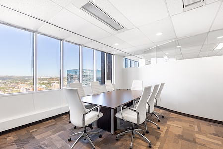 Regus | AB, Calgary – Altius Centre - Meeting Room