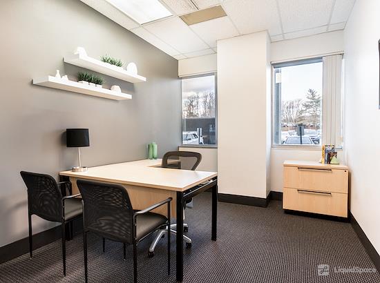 Working at Regus | Freehold at Freehold