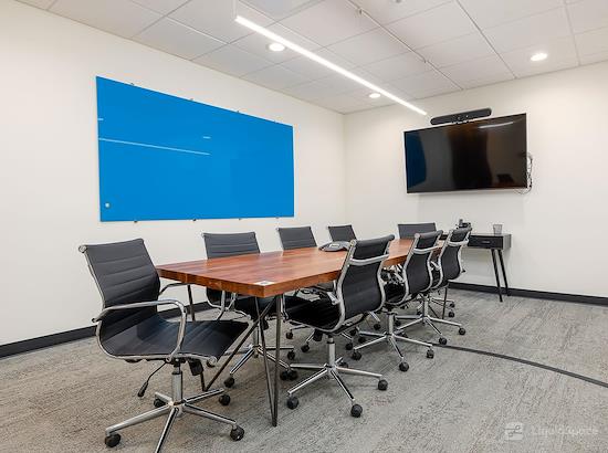 Working at Expansive - River North – Superior at Chicago