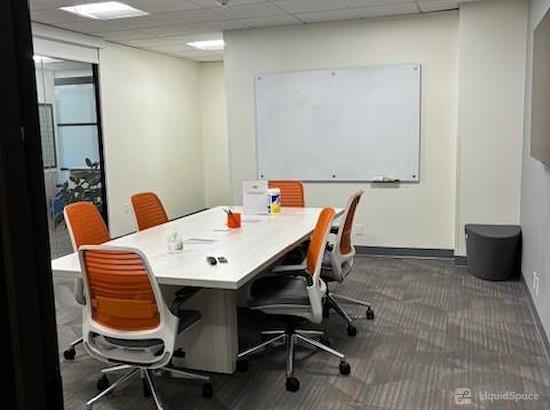 Working at Office Evolution - Bellevue South at Bellevue