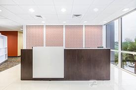 Regus | Vero Beach – Miracle Mile Plaza
