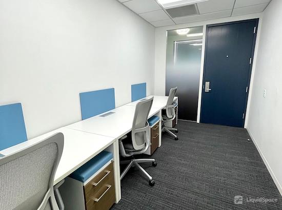 Working at Emerge212 - 1185 Avenue of the Americas at New York