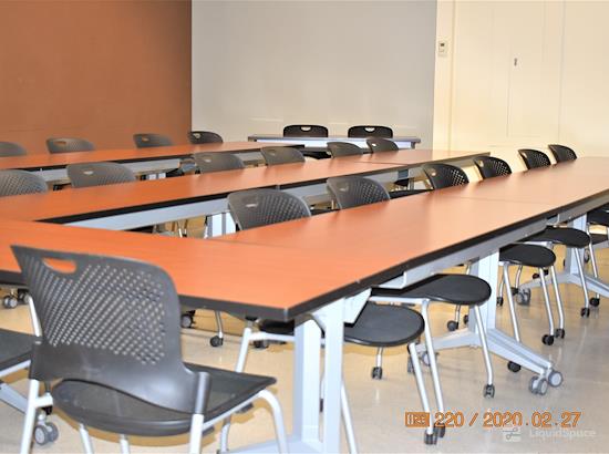 Working at Gateway Executive Suites at Ontario