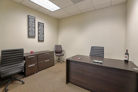 Empire Executive Offices - Office 1711  (Interior)