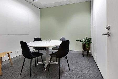 Workspace365 - 167 Eagle Street - Meeting Room 4