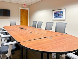 Regus | FL, Gainesville - East University Avenue