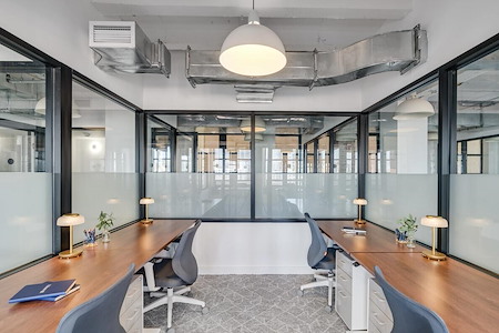 Venture X | Miami Downtown - Executive Private Office for 4