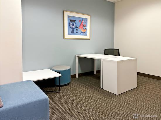 Working at Regus | West Loop 200 S. Wacker at Chicago