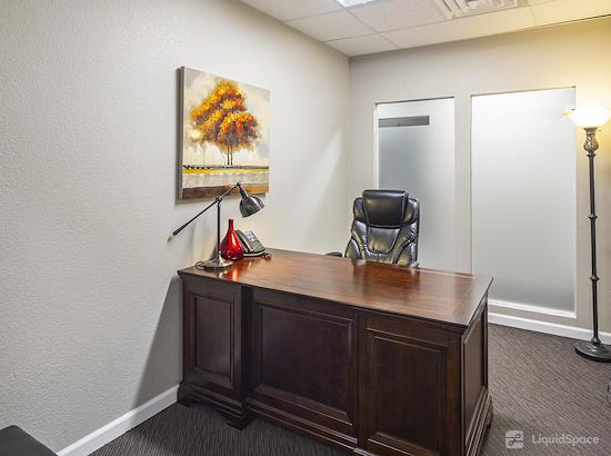 Working at Roseville Executive Suites at Roseville