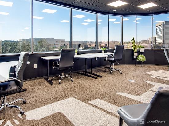 Working at Lucid Private Offices | LBJ Freeway - Farmers Branch at Dallas