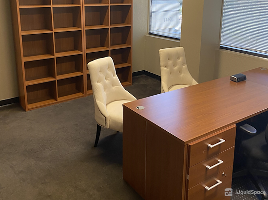 Working at 580 Executive Center at Dublin