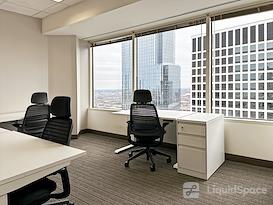 Regus | West Loop 200 S. Wacker