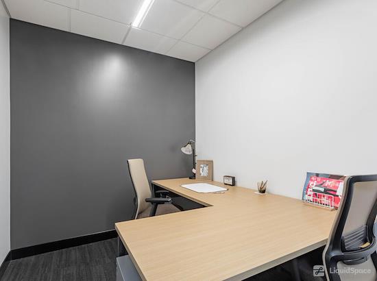 Working at Venture X | Richmond at Richmond
