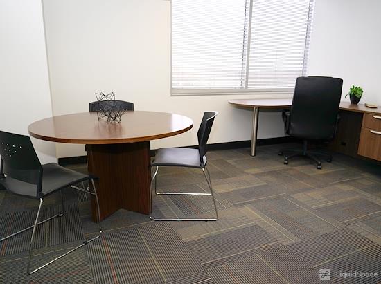 Working at Executive Workspace| Carrollton at Carrollton