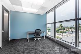 Regus || Lankershim Plaza