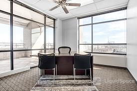 Regus | Columbia Center on Stadium