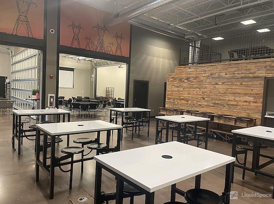 Working at GRID COLLABORATIVE WORKSPACES at Overland Park