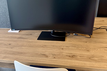 Work-Collective Midway - MW Desk 3 - Low