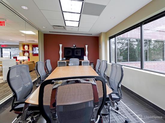Working at Regus | 100 Horizon at Hamilton