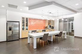 Regus || Lighton Tower