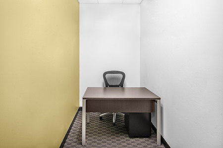 Regus | Tamiami Trail - Day Desk
