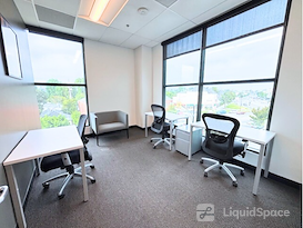 Regus | W. Alameda