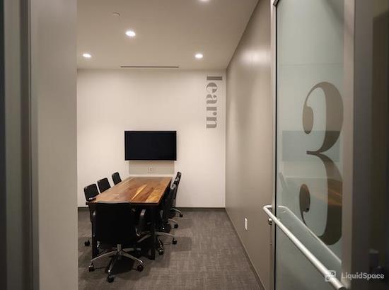 Working at Roam Perimeter Center at Atlanta