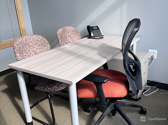 Working at Intelligent Office - Arlington at Arlington