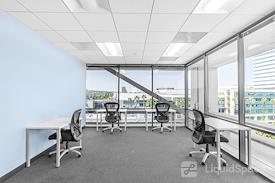 Regus || Galleria Sherman Oaks