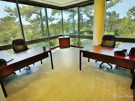 Working at Regus | Chase Corporate Center at Hoover