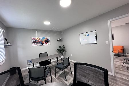Coworkers Zone Longwood - Private Office
