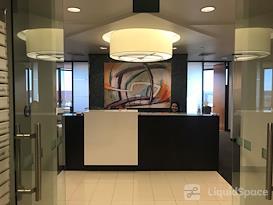 Regus | Commerce Plaza
